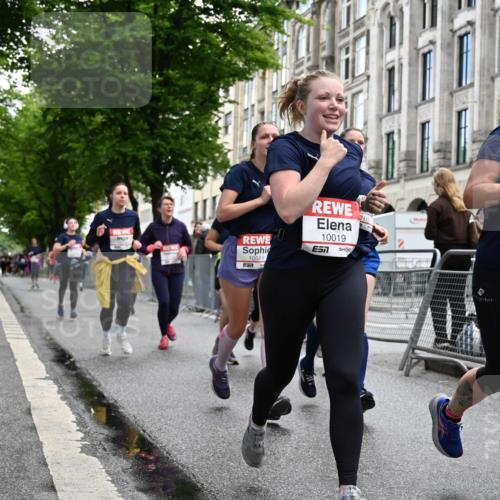 14.06.2026 - REWE Women's Run J. Mangold http://msf.ph/oto/9751876 14.06.2026 10:05:42 Ziel 10019, 10048, 10049, 10050, 10123, 10195, 10462, 10477, 10538, 10581, 10624, 10654, 10671, 10823, 10880, 11010, 11112, 11114, 11121, 11181, 11188, 11316, 11503 meine-sportfotos.de