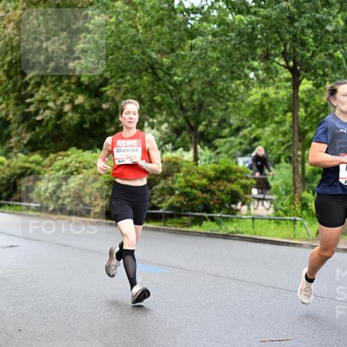 14.06.2026 - REWE Women's Run Dr. Thomas Lammeyer http://msf.ph/oto/9751883 14.06.2026 09:14:33 Laufen 57, 10081 meine-sportfotos.de
