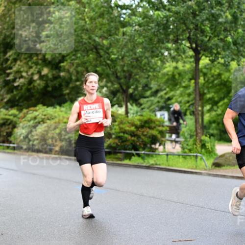 14.06.2026 - REWE Women's Run Dr. Thomas Lammeyer http://msf.ph/oto/9751885 14.06.2026 09:14:33 Laufen 57, 10081 meine-sportfotos.de