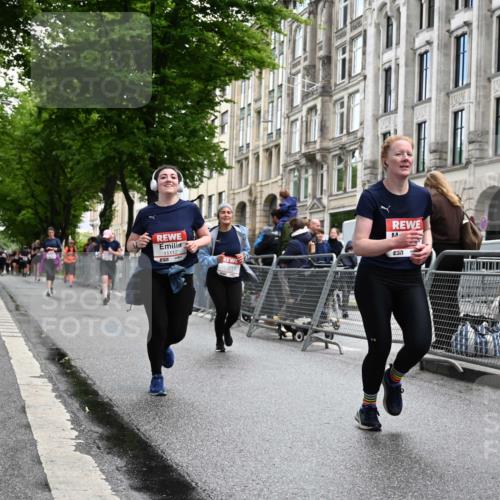 14.06.2026 - REWE Women's Run J. Mangold http://msf.ph/oto/9751909 14.06.2026 10:05:46 Ziel 10019, 10195, 10462, 10581, 10671, 10823, 10880, 11112, 11114, 11121, 11188, 11503 meine-sportfotos.de