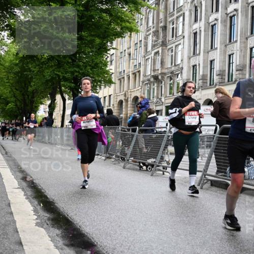 14.06.2026 - REWE Women's Run J. Mangold http://msf.ph/oto/9751933 14.06.2026 10:05:53 Ziel 10284, 10701, 10988, 11134, 11211 meine-sportfotos.de