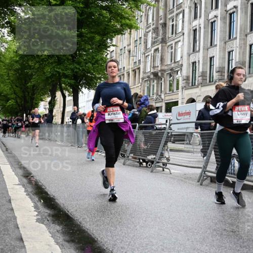 14.06.2026 - REWE Women's Run J. Mangold http://msf.ph/oto/9751936 14.06.2026 10:05:53 Ziel 10284, 10701, 10988, 11134, 11211 meine-sportfotos.de