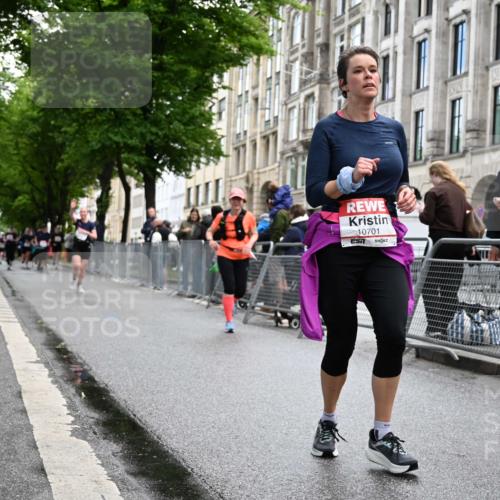 14.06.2026 - REWE Women's Run J. Mangold http://msf.ph/oto/9751947 14.06.2026 10:05:54 Ziel 10284, 10701, 10988, 11134, 11211 meine-sportfotos.de