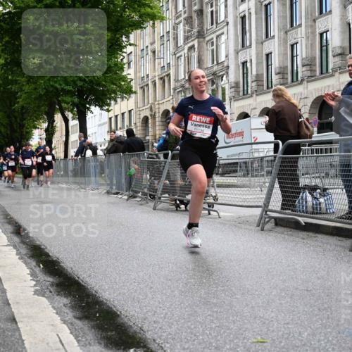 14.06.2026 - REWE Women's Run J. Mangold http://msf.ph/oto/9751967 14.06.2026 10:05:59 Ziel 10284, 11134 meine-sportfotos.de