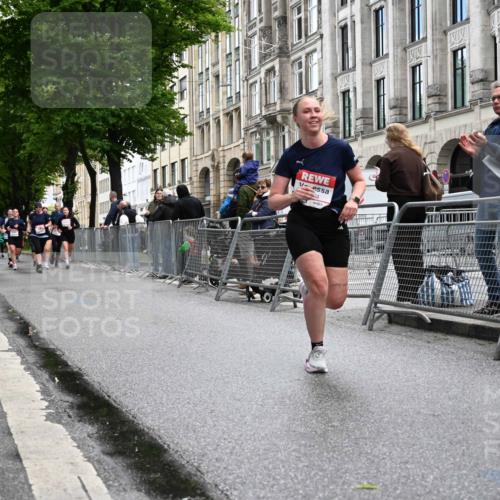 14.06.2026 - REWE Women's Run J. Mangold http://msf.ph/oto/9751971 14.06.2026 10:05:59 Ziel 10284, 11134 meine-sportfotos.de