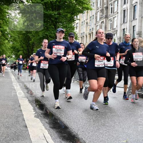 14.06.2026 - REWE Women's Run J. Mangold http://msf.ph/oto/9751999 14.06.2026 10:06:06 Ziel 10243, 10255, 10474, 10655, 10672, 10826, 10857, 11011, 11148, 11233, 11235, 11250, 11410, 11484, 11521 meine-sportfotos.de