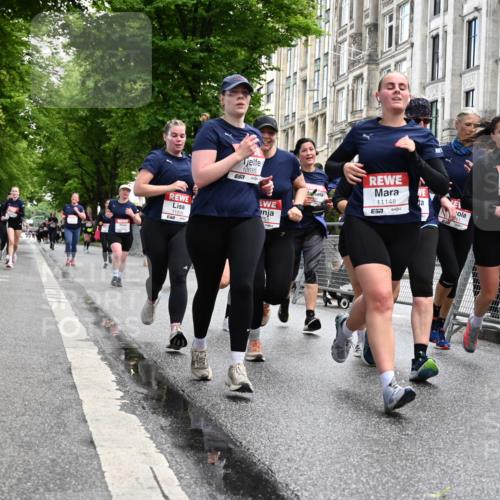 14.06.2026 - REWE Women's Run J. Mangold http://msf.ph/oto/9752001 14.06.2026 10:06:07 Ziel 10243, 10255, 10474, 10655, 10672, 10826, 10857, 11011, 11148, 11233, 11235, 11250, 11410, 11484, 11521 meine-sportfotos.de