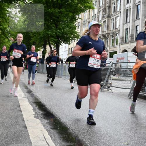 14.06.2026 - REWE Women's Run J. Mangold http://msf.ph/oto/9752038 14.06.2026 10:06:11 Ziel 10255, 10474, 10597, 10635, 10655, 10672, 10747, 10826, 10857, 11011, 11148, 11233, 11235, 11250, 11267, 11410, 11484, 11521 meine-sportfotos.de