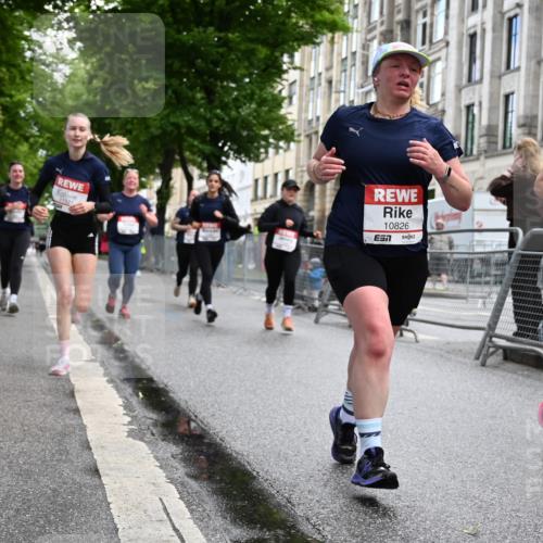 14.06.2026 - REWE Women's Run J. Mangold http://msf.ph/oto/9752040 14.06.2026 10:06:11 Ziel 10255, 10474, 10597, 10635, 10655, 10672, 10747, 10826, 10857, 11011, 11148, 11233, 11235, 11250, 11267, 11410, 11484, 11521 meine-sportfotos.de