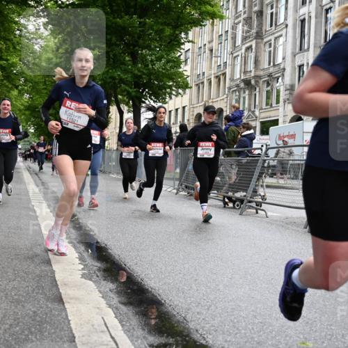 14.06.2026 - REWE Women's Run J. Mangold http://msf.ph/oto/9752045 14.06.2026 10:06:11 Ziel 10255, 10474, 10597, 10635, 10655, 10672, 10747, 10826, 10857, 11011, 11148, 11233, 11235, 11250, 11267, 11410, 11484, 11521 meine-sportfotos.de