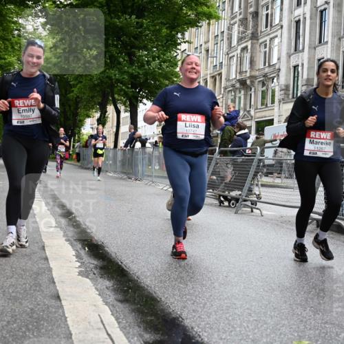 14.06.2026 - REWE Women's Run J. Mangold http://msf.ph/oto/9752060 14.06.2026 10:06:13 Ziel 10597, 10635, 10747, 10826, 10857, 11250, 11267, 11484, 11521 meine-sportfotos.de