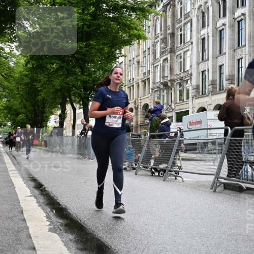 14.06.2026 - REWE Women's Run J. Mangold http://msf.ph/oto/9752098 14.06.2026 10:06:22 Ziel 10646, 11182, 11321 meine-sportfotos.de