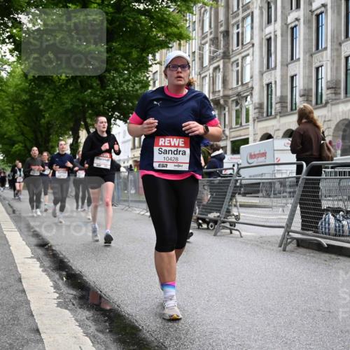 14.06.2026 - REWE Women's Run J. Mangold http://msf.ph/oto/9752126 14.06.2026 10:06:32 Ziel 10060, 10061, 10282, 10428, 10791, 10825, 10868, 10939, 11031 meine-sportfotos.de