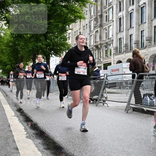 14.06.2026 - REWE Women's Run J. Mangold http://msf.ph/oto/9752142 14.06.2026 10:06:34 Ziel 10060, 10061, 10428, 10791, 10825, 10868, 10939, 11031, 11354 meine-sportfotos.de