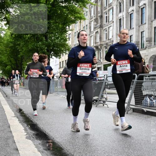 14.06.2026 - REWE Women's Run J. Mangold http://msf.ph/oto/9752161 14.06.2026 10:06:36 Ziel 10060, 10061, 10428, 10505, 10791, 10825, 10868, 10939, 11031, 11354, 11476 meine-sportfotos.de