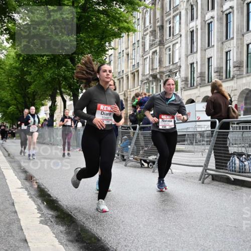 14.06.2026 - REWE Women's Run J. Mangold http://msf.ph/oto/9752170 14.06.2026 10:06:37 Ziel 10060, 10061, 10505, 10791, 10825, 10868, 10939, 11031, 11354, 11476 meine-sportfotos.de