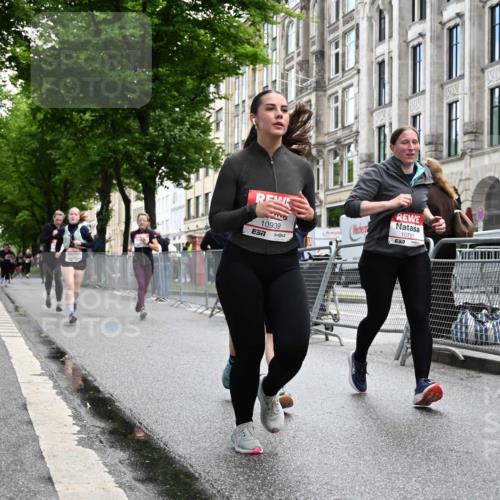 14.06.2026 - REWE Women's Run J. Mangold http://msf.ph/oto/9752173 14.06.2026 10:06:37 Ziel 10060, 10061, 10505, 10791, 10825, 10868, 10939, 11031, 11354, 11476 meine-sportfotos.de