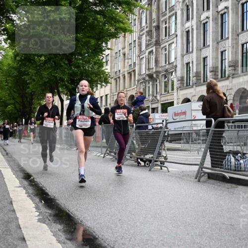 14.06.2026 - REWE Women's Run J. Mangold http://msf.ph/oto/9752181 14.06.2026 10:06:39 Ziel 10060, 10061, 10505, 10791, 10825, 10939, 11354, 11476 meine-sportfotos.de