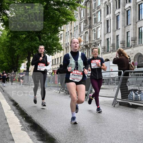 14.06.2026 - REWE Women's Run J. Mangold http://msf.ph/oto/9752188 14.06.2026 10:06:40 Ziel 10060, 10061, 10505, 10791, 10825, 10939, 11354, 11476 meine-sportfotos.de