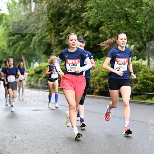 14.06.2026 - REWE Women's Run Dr. Thomas Lammeyer http://msf.ph/oto/9752203 14.06.2026 09:15:04 Laufen 10929, 7, 10215, 7 meine-sportfotos.de