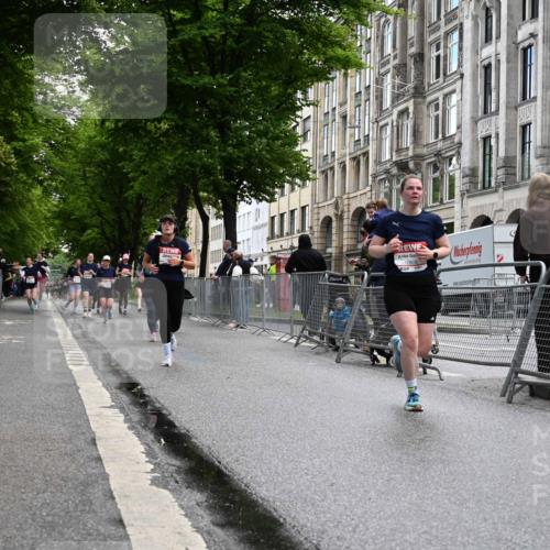 14.06.2026 - REWE Women's Run J. Mangold http://msf.ph/oto/9752213 14.06.2026 10:06:47 Ziel 10205, 10609, 11015 meine-sportfotos.de