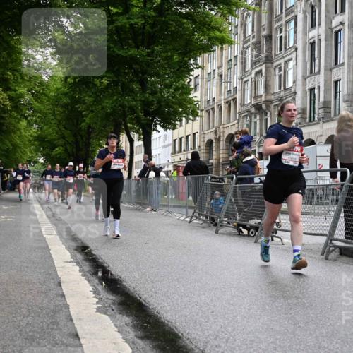 14.06.2026 - REWE Women's Run J. Mangold http://msf.ph/oto/9752216 14.06.2026 10:06:48 Ziel 10205, 10609, 11015 meine-sportfotos.de