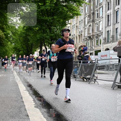 14.06.2026 - REWE Women's Run J. Mangold http://msf.ph/oto/9752242 14.06.2026 10:06:50 Ziel 10117, 10205, 10467, 10609, 10949, 11015, 11127, 11161 meine-sportfotos.de