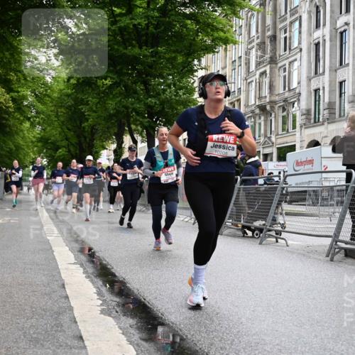14.06.2026 - REWE Women's Run J. Mangold http://msf.ph/oto/9752244 14.06.2026 10:06:50 Ziel 10117, 10205, 10467, 10609, 10949, 11015, 11127, 11161 meine-sportfotos.de