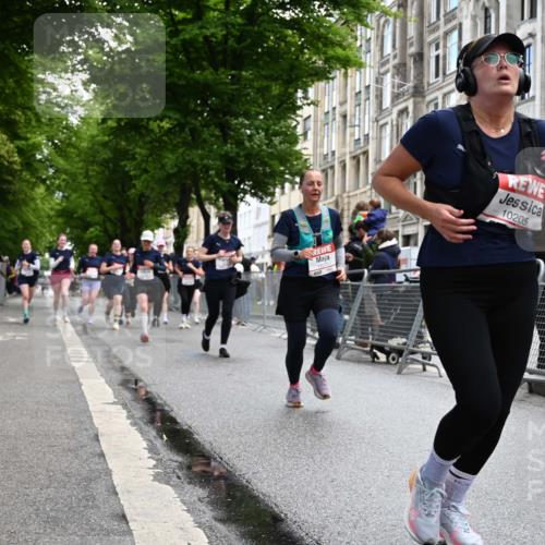 14.06.2026 - REWE Women's Run J. Mangold http://msf.ph/oto/9752249 14.06.2026 10:06:51 Ziel 10117, 10205, 10467, 10609, 10888, 10949, 11015, 11084, 11127, 11161 meine-sportfotos.de