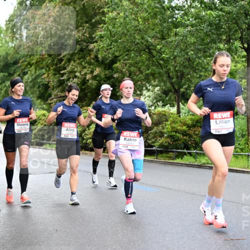 14.06.2026 - REWE Women's Run Dr. Thomas Lammeyer http://msf.ph/oto/9752276 14.06.2026 09:15:09 Laufen 10118, 10120, 10095, 57, 10601, 57 meine-sportfotos.de