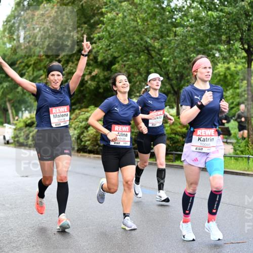 14.06.2026 - REWE Women's Run Dr. Thomas Lammeyer http://msf.ph/oto/9752287 14.06.2026 09:15:10 Laufen 10118, 7, 10120, 10095, 7 meine-sportfotos.de