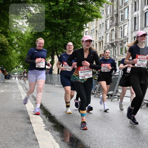 14.06.2026 - REWE Women's Run J. Mangold http://msf.ph/oto/9752303 14.06.2026 10:06:57 Ziel 10006, 10007, 10008, 10009, 10117, 10467, 10888, 10949, 11084, 11127, 11161, 11192 meine-sportfotos.de