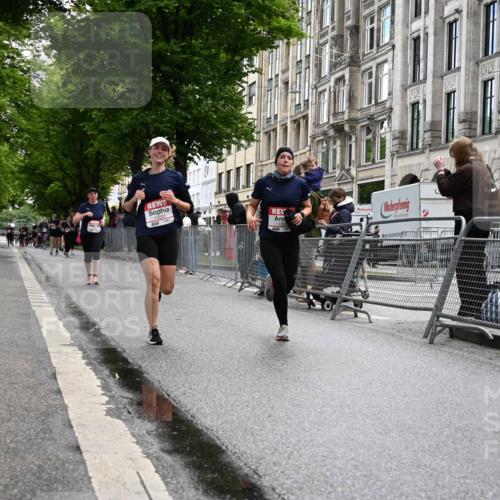 14.06.2026 - REWE Women's Run J. Mangold http://msf.ph/oto/9752322 14.06.2026 10:07:06 Ziel 10113, 10508, 11252 meine-sportfotos.de