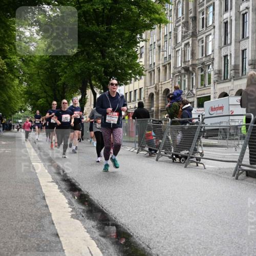 14.06.2026 - REWE Women's Run J. Mangold http://msf.ph/oto/9752384 14.06.2026 10:07:26 Ziel 10194, 10237, 10965, 11021, 11062, 11098, 11099, 11496 meine-sportfotos.de