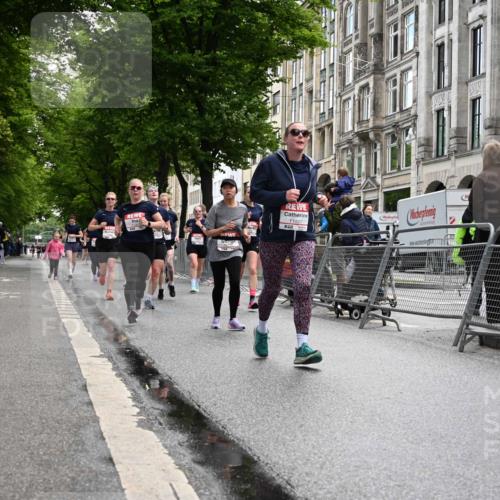 14.06.2026 - REWE Women's Run J. Mangold http://msf.ph/oto/9752393 14.06.2026 10:07:27 Ziel 10126, 10164, 10194, 10237, 11021, 11062, 11098, 11099, 11496 meine-sportfotos.de