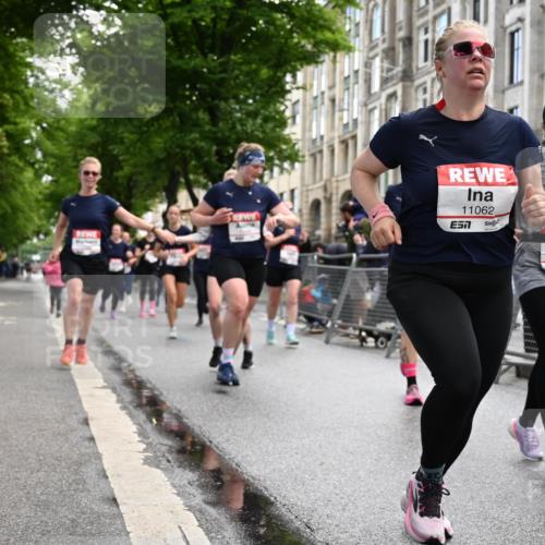 14.06.2026 - REWE Women's Run J. Mangold http://msf.ph/oto/9752416 14.06.2026 10:07:30 Ziel 10126, 10164, 10194, 10237, 10350, 10852, 11021, 11033, 11062, 11098, 11099, 11156, 11496 meine-sportfotos.de