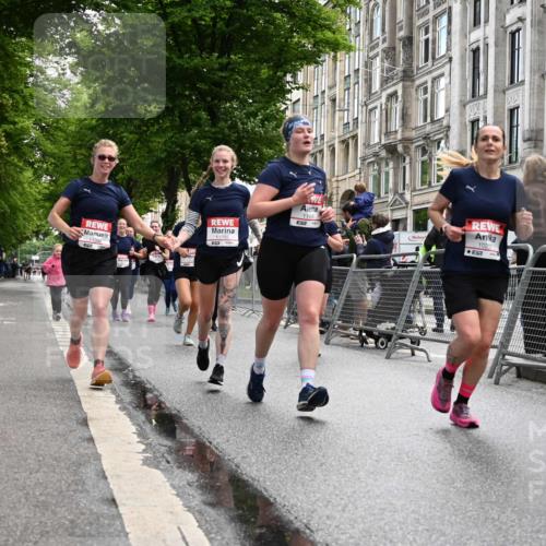 14.06.2026 - REWE Women's Run J. Mangold http://msf.ph/oto/9752420 14.06.2026 10:07:30 Ziel 10126, 10164, 10194, 10237, 10350, 10852, 11021, 11033, 11062, 11098, 11099, 11156, 11496 meine-sportfotos.de