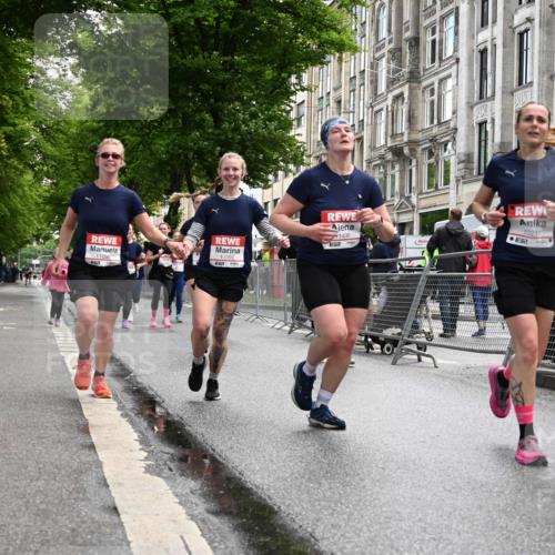 14.06.2026 - REWE Women's Run J. Mangold http://msf.ph/oto/9752423 14.06.2026 10:07:30 Ziel 10126, 10164, 10194, 10237, 10350, 10852, 11021, 11033, 11062, 11098, 11099, 11156, 11496 meine-sportfotos.de