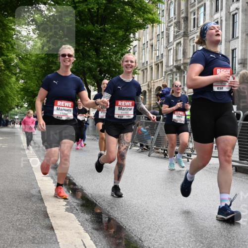 14.06.2026 - REWE Women's Run J. Mangold http://msf.ph/oto/9752427 14.06.2026 10:07:31 Ziel 10126, 10164, 10194, 10237, 10350, 10414, 10685, 10852, 11021, 11033, 11062, 11063, 11098, 11099, 11156, 11496 meine-sportfotos.de