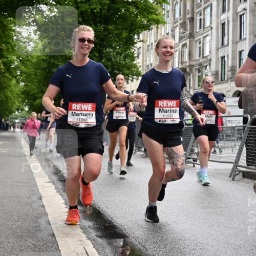 14.06.2026 - REWE Women's Run J. Mangold http://msf.ph/oto/9752432 14.06.2026 10:07:32 Ziel 10126, 10164, 10194, 10237, 10350, 10414, 10685, 10852, 11021, 11033, 11062, 11063, 11098, 11099, 11156, 11496 meine-sportfotos.de