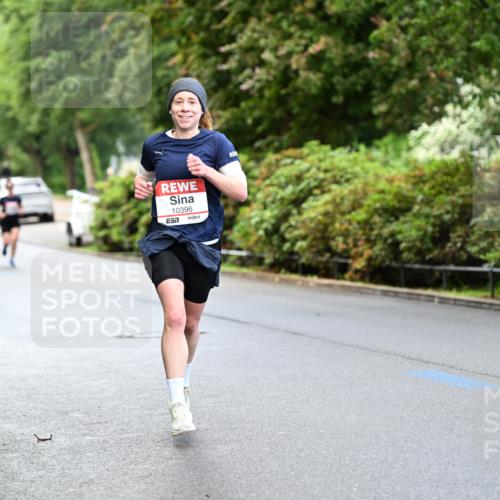 14.06.2026 - REWE Women's Run Dr. Thomas Lammeyer http://msf.ph/oto/9752461 14.06.2026 09:15:22 Laufen 10396, 7 meine-sportfotos.de
