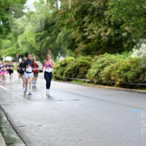 14.06.2026 - REWE Women's Run Dr. Thomas Lammeyer http://msf.ph/oto/9752609 14.06.2026 09:15:33 Laufen 1031 meine-sportfotos.de