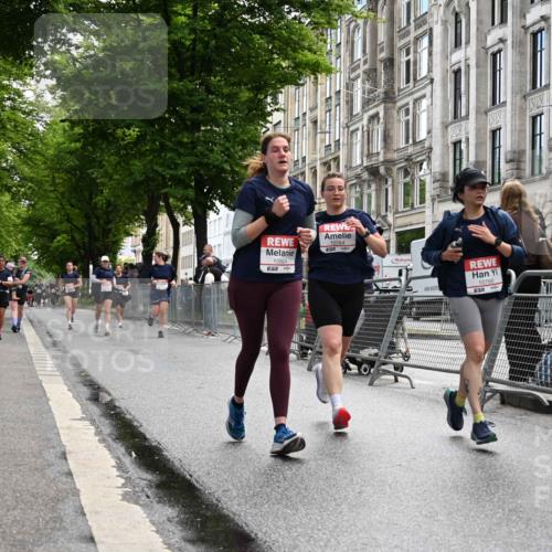 14.06.2026 - REWE Women's Run J. Mangold http://msf.ph/oto/9752635 14.06.2026 10:08:08 Ziel 10504, 10574, 10582, 10760, 10764, 11200 meine-sportfotos.de
