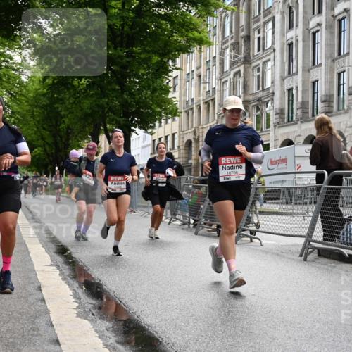 14.06.2026 - REWE Women's Run J. Mangold http://msf.ph/oto/9752654 14.06.2026 10:08:14 Ziel 10022, 10766, 10963, 11176, 11200 meine-sportfotos.de