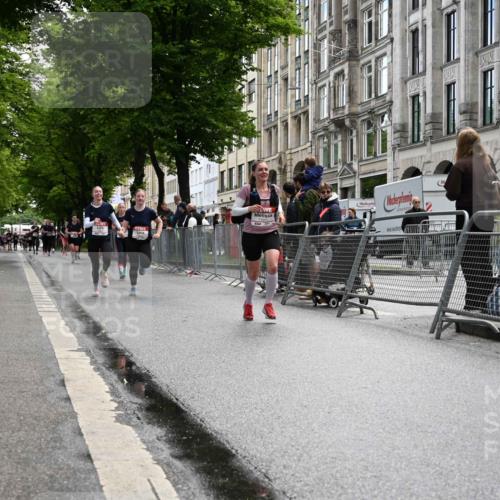 14.06.2026 - REWE Women's Run J. Mangold http://msf.ph/oto/9752676 14.06.2026 10:08:23 Ziel 10114, 10361, 10846, 11071 meine-sportfotos.de