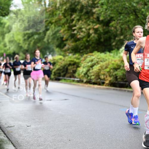 14.06.2026 - REWE Women's Run Dr. Thomas Lammeyer http://msf.ph/oto/9752704 14.06.2026 09:15:39 Laufen 10752, 10346, 7 meine-sportfotos.de