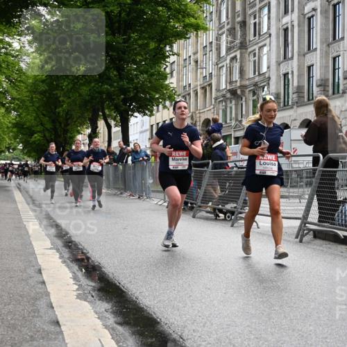 14.06.2026 - REWE Women's Run J. Mangold http://msf.ph/oto/9752721 14.06.2026 10:08:34 Ziel 10124, 10259, 10376, 10692, 10793, 11197, 11219 meine-sportfotos.de