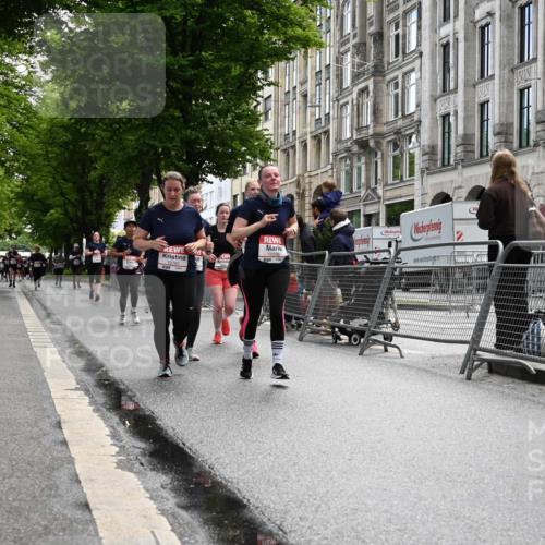 14.06.2026 - REWE Women's Run J. Mangold http://msf.ph/oto/9752735 14.06.2026 10:08:36 Ziel 10124, 10248, 10259, 10376, 10692, 10793, 11159, 11197, 11219 meine-sportfotos.de