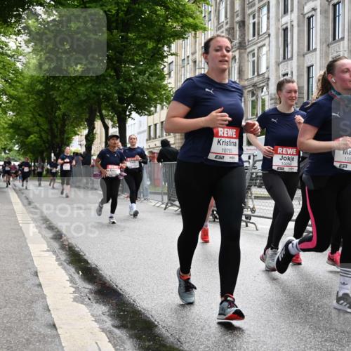 14.06.2026 - REWE Women's Run J. Mangold http://msf.ph/oto/9752750 14.06.2026 10:08:38 Ziel 10124, 10248, 10259, 10376, 10692, 10793, 11159, 11197, 11219 meine-sportfotos.de