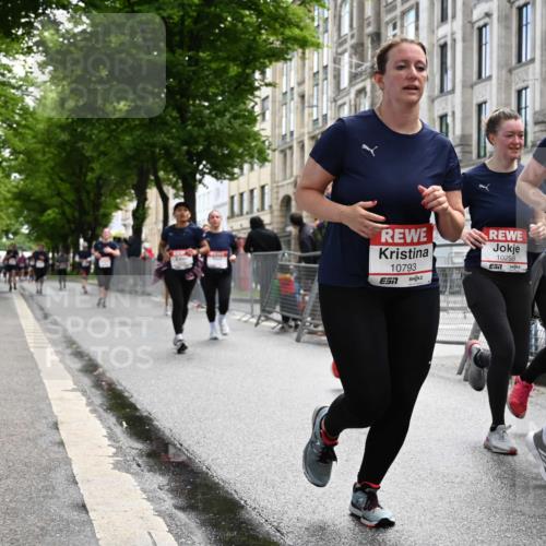 14.06.2026 - REWE Women's Run J. Mangold http://msf.ph/oto/9752752 14.06.2026 10:08:38 Ziel 10124, 10248, 10259, 10376, 10692, 10793, 11159, 11197, 11219 meine-sportfotos.de